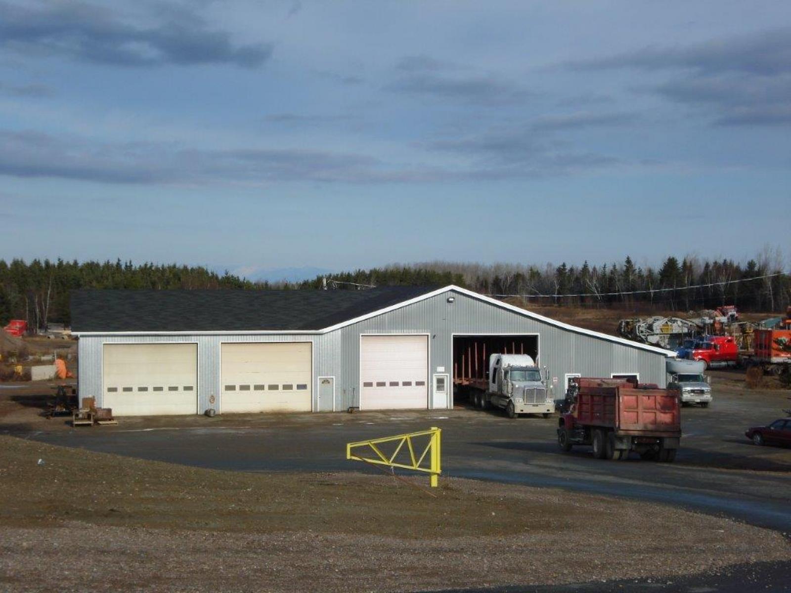 Deuxième garage Aurèle Mallais et Fils 2005